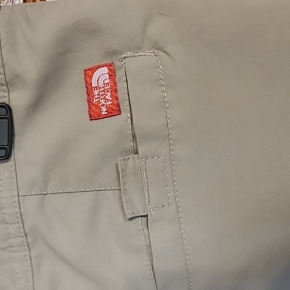 The north‎ face Capris - Picture 6 of 8